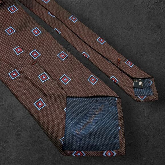 Men's Silk Tie Ermenegildo Zegna Geometric 100% Italian Silk Professional Tie - Picture 3 of 3